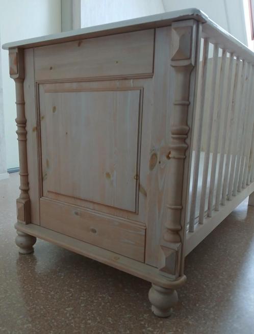 Ledikantje met matrasmaat 60x120, Antiek en Kunst, Antiek | Meubels | Kasten, Ophalen