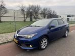 Toyota Auris Touring Sports 1.8 Hybrid Dynamic Dealer onderh, Gebruikt, Euro 6, Blauw, Origineel Nederlands