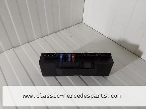 Zekeringkast Mercedes 2105400372, Auto-onderdelen, Elektronica en Kabels, Mercedes-Benz, Gebruikt, Ophalen of Verzenden