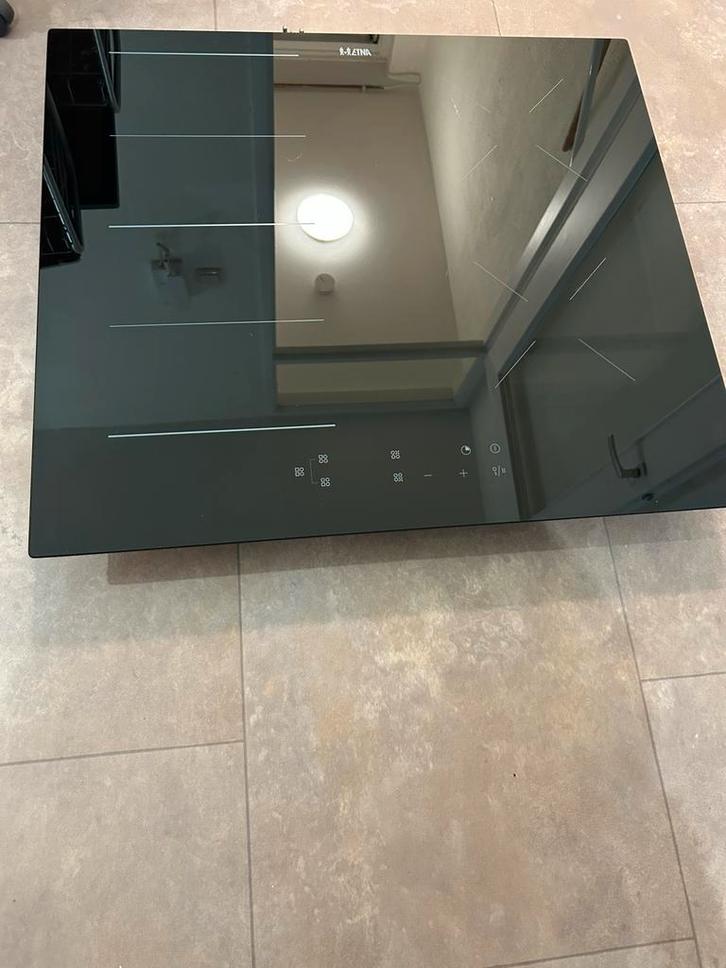 Etna KIF160ZT Inductiekookplaat - Zo goed als nieuw, Witgoed en Apparatuur, Kookplaten, Zo goed als nieuw, Inbouw, Inductie, 4 kookzones