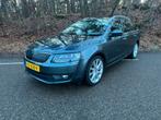 Skoda Octavia 1.4 TSI  Combi DSG PANO LEER TREKHAAK 2017, Auto's, Skoda, 4 cilinders, 1192 kg, Origineel Nederlands, 149 pk