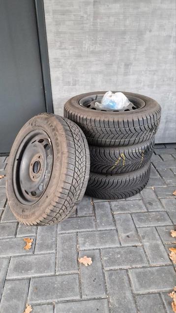 Winterbanden set met velgen beschikbaar voor biedingen