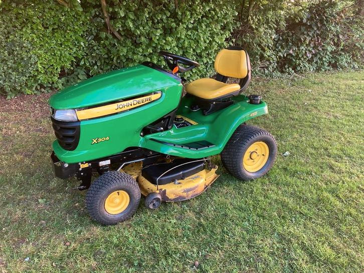 John deere x304, Tuin en Terras, Zitmaaiers, Gebruikt, 90 tot 120 cm, Elektrische starter, Mulchfunctie, Ophalen