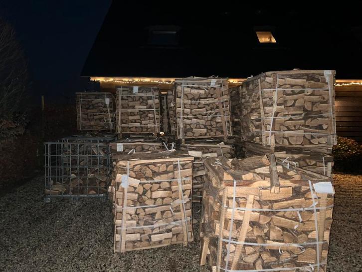 Ovengedroogd eiken hout, Tuin en Terras, Haardhout, Blokken, Eikenhout, 6 m³ of meer, Ophalen