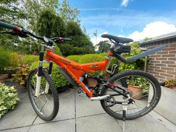 Goed onderhouden mountainbike met weinig gebruik sporen., Fietsen en Brommers, Fietsen | Mountainbikes en ATB, Gebruikt, Heren