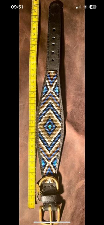 Whippet halsband kraaltjes beschikbaar voor biedingen