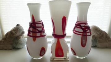 glas kunst Opaline vazen set [1318] beschikbaar voor biedingen