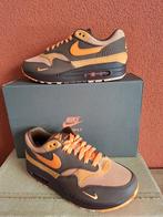 AIR MAX 1 "KING'S DAY" (2025) - maat 39 - nieuw & exclusief!, Kleding | Heren, Schoenen, Nike air max, Bruin, Nieuw, Ophalen of Verzenden