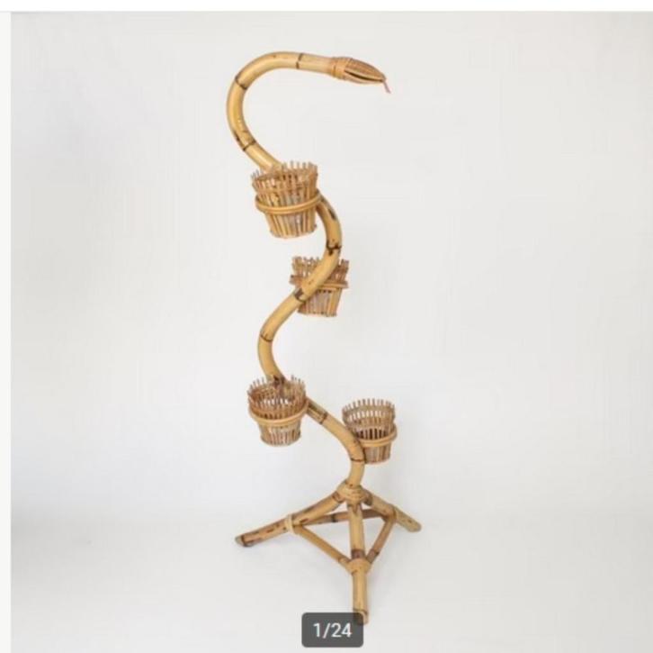 GEZOCHT! Rotan slang met rotan kop compleet en lang 160cm+-, Huis en Inrichting, Woonaccessoires | Zuilen en Pilaren, Zo goed als nieuw