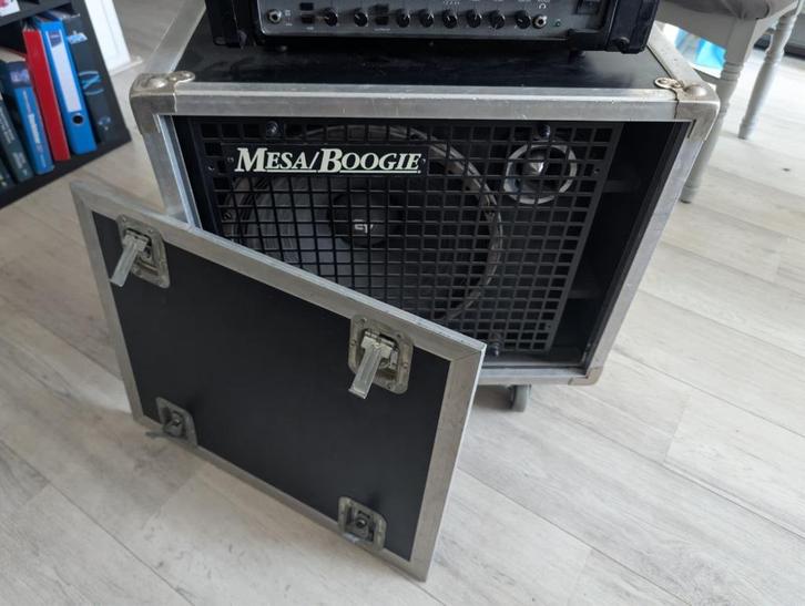 Mesa Boogie Diesel 1x15" in flightcase, Muziek en Instrumenten, Versterkers | Bas en Gitaar, Gebruikt, Basgitaar, 100 watt of meer