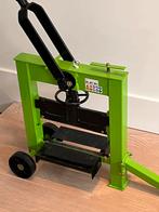 Skipper Steenknipper / blokkenknipper, Ophalen of Verzenden, Zo goed als nieuw