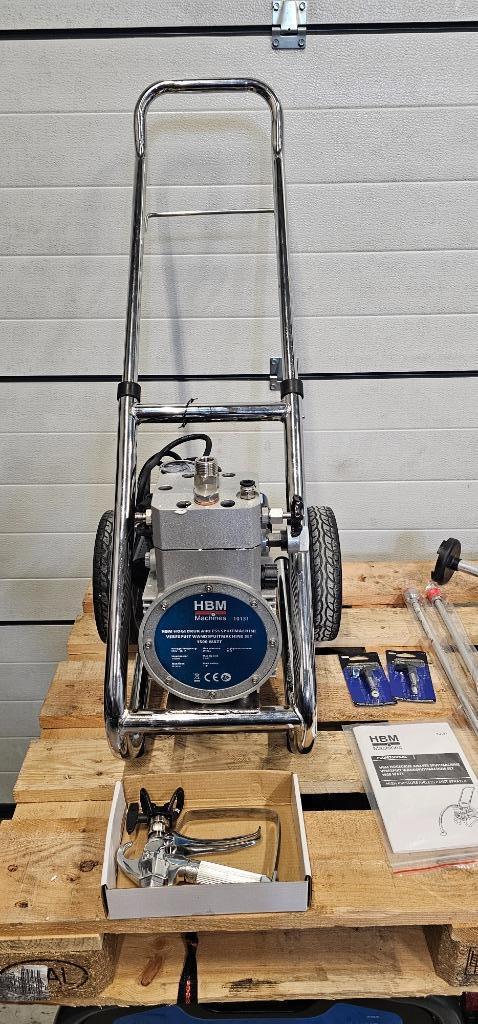 HBM Hogedruk Airless Spuitmachine - Verfspuit - Wandspuit, Doe-het-zelf en Verbouw, Schildersmaterialen, Zo goed als nieuw, Verfspuit of Verfpomp