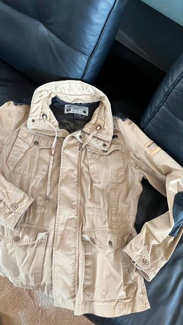 Zomerjas van het merk Diesel (XL) beschikbaar voor biedingen