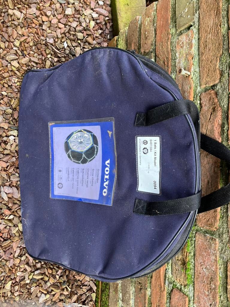 Volvo sneeuwkettingen 215 65 16, Ophalen of Verzenden, Zo goed als nieuw