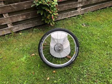 MTB Achterwiel 26 inch 9 cassette versnellingen schijfrem beschikbaar voor biedingen