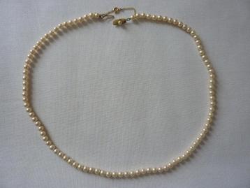 vintage 96 glasparels ketting 64 cm lang, goudkleurig slot  beschikbaar voor biedingen