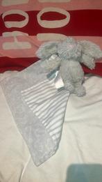 Primark konijn knuffeldoekje grijs, Ophalen of Verzenden, Gebruikt, Konijn