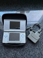 Nintendo DS Lite - Zilver, Spelcomputers en Games, Spelcomputers | Nintendo DS, Gebruikt, Ophalen of Verzenden, DS Lite, Zilver