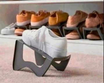 7 Schoenenhouders van Ikea Grijs beschikbaar voor biedingen