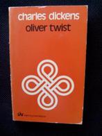 Dickens - Oliver Twist, Ophalen of Verzenden, Gelezen, Charles Dickens, Europa overig