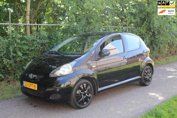 Toyota Aygo 1.0-12V Comfort Navigator *1e EIG ! *Dealer onde beschikbaar voor biedingen