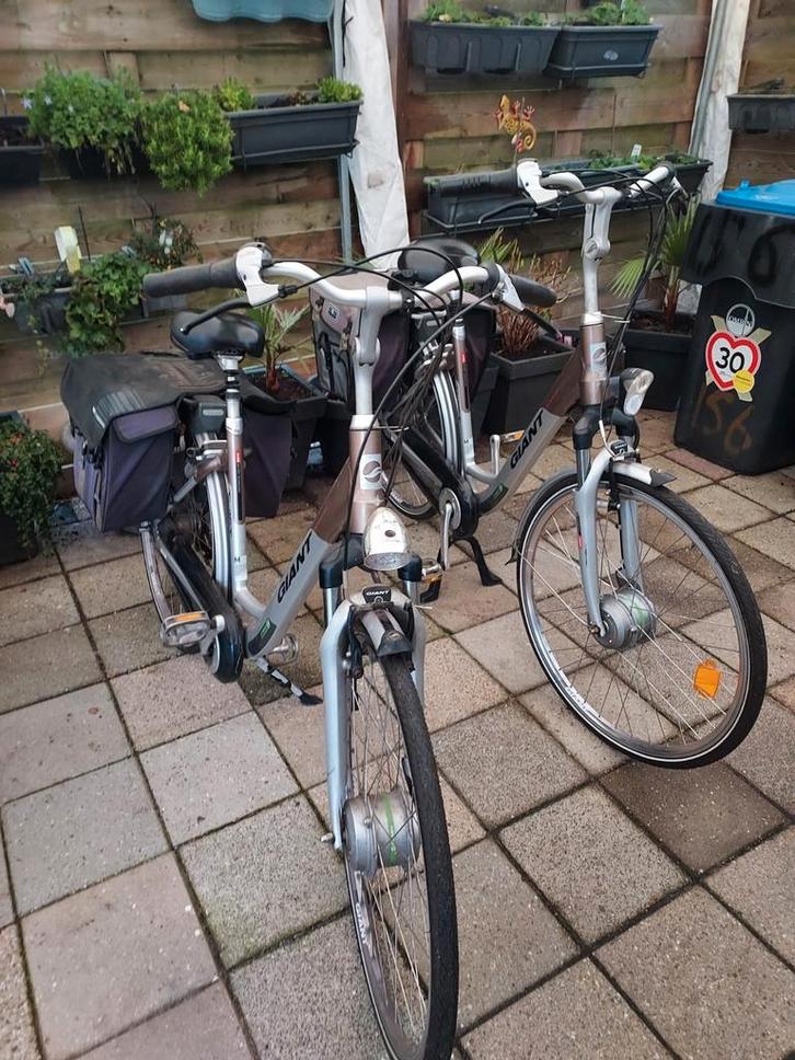2 giant twist double electrische dames fietsen, Fietsen en Brommers, Elektrische fietsen, Gebruikt, Overige merken, Ophalen