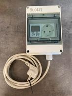 Nieuwe kwh meter met stopcontact 1 fase stroommeter compleet, Ophalen of Verzenden, Nieuw