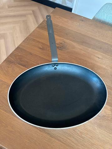 Vispan Zo Goed Als Nieuw beschikbaar voor biedingen