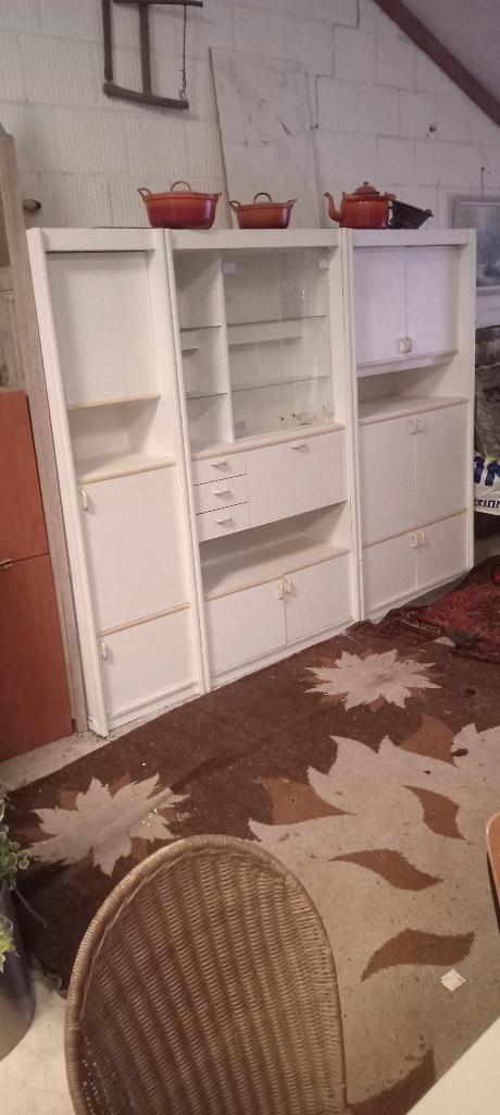 Te koop een witte wandkast., Huis en Inrichting, Kasten | Wandmeubels, Gebruikt, 150 tot 200 cm, 250 tot 300 cm, 50 tot 75 cm