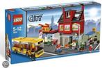 LEGO City De Straathoek - 7641, Kinderen en Baby's, Speelgoed | Duplo en Lego, Ophalen of Verzenden, Zo goed als nieuw, Complete set