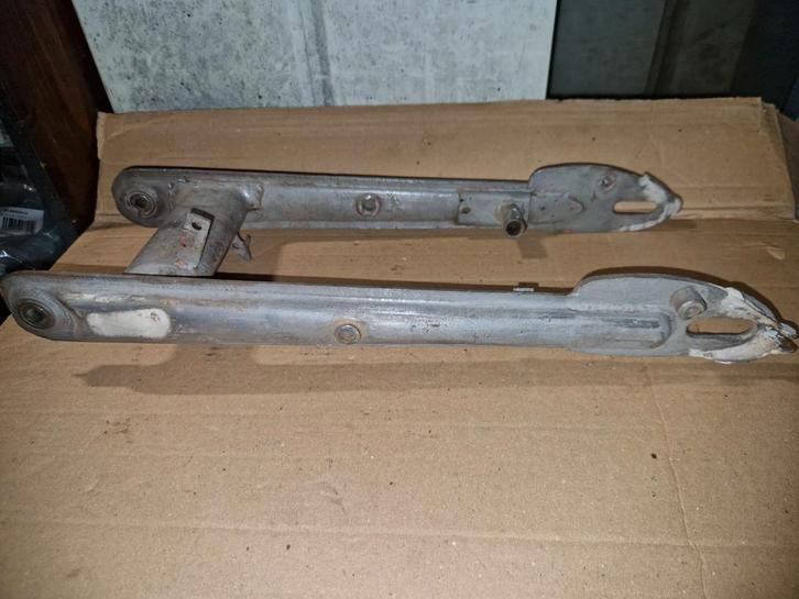 Originele Zündapp 517, 518 achterbrug, Fietsen en Brommers, Brommeronderdelen | Zundapp, Frame, Ophalen of Verzenden
