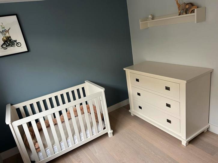 Kidsmill Commode & Ledikant + Wandplank - Jersey- ZGAN!, Kinderen en Baby's, Kinderkamer | Complete kinderkamers, Zo goed als nieuw