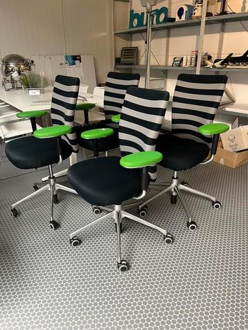 Bureaustoel Vitra, gebruikt, T-Chair, Nu 30 euro per stuk ex beschikbaar voor biedingen