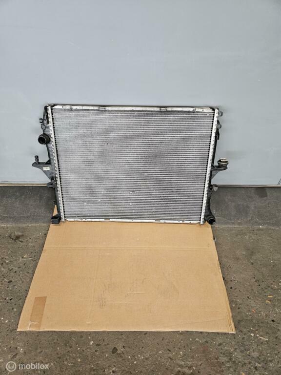 Radiateur  Porsche Cayenne 955, Auto-onderdelen, Motor en Toebehoren, Porsche, Gebruikt, Ophalen of Verzenden