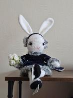 gehaakte schaatsster konijn, Ophalen of Verzenden, Nieuw, Konijn