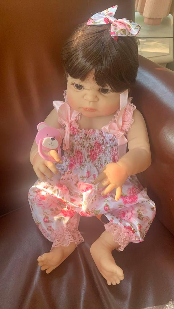 Nieuwe levensechte babypop met  kleding en assesoires, Verzamelen, Poppen, Nieuw, Pop, Ophalen of Verzenden