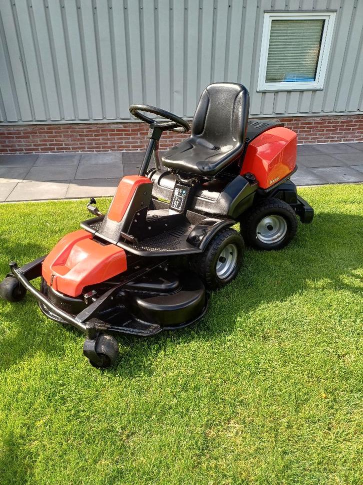 Jonsered 18pk 2 Cyl Kawasaki AWD / 112 Combi dek, incl btw!, Tuin en Terras, Zitmaaiers, Gebruikt, 90 tot 120 cm, Elektrische starter