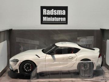 Toyota Supra GR (A90) 2023 - Pearl White - 1:18 Solido beschikbaar voor biedingen