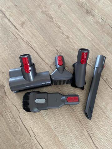 Dyson accessoires beschikbaar voor biedingen