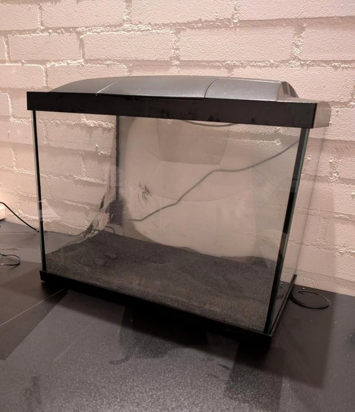 Aquarium 40L Superfish 50, Dieren en Toebehoren, Vissen | Aquaria en Toebehoren, Zo goed als nieuw, Leeg aquarium, Ophalen