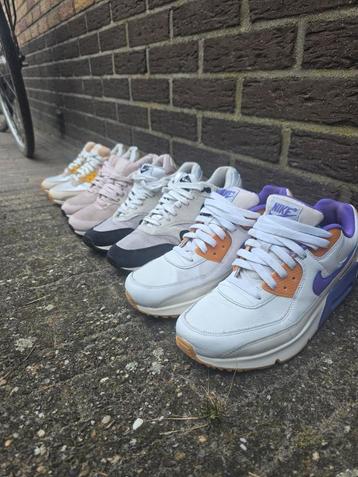 Nike air max schoenen maat 39 beschikbaar voor biedingen