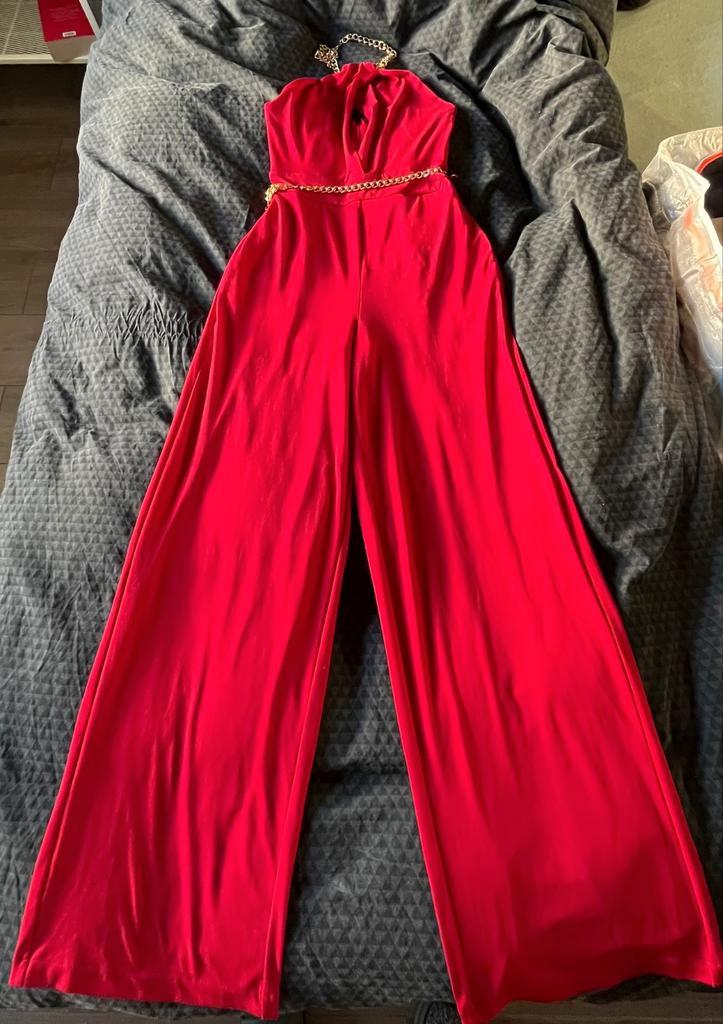 GUESS Jumpsuit Halter, Kleding | Dames, Jumpsuits, Zo goed als nieuw, Maat 36 (S), Rood, Ophalen of Verzenden