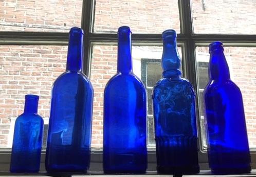 blauw glas flessen vintage antiek John Harvey Gulpen Bier Af, Antiek en Kunst, Antiek | Glas en Kristal, Ophalen of Verzenden
