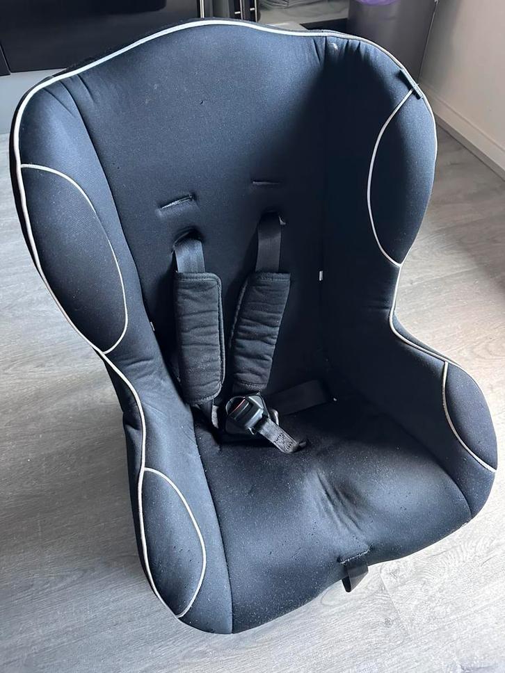 Autostoeltje bebiesfirst, 0-18kg, Kinderen en Baby's, Autostoeltjes, Gebruikt, Overige merken, 0 t/m 13 kg, Autogordel, Verstelbare rugleuning