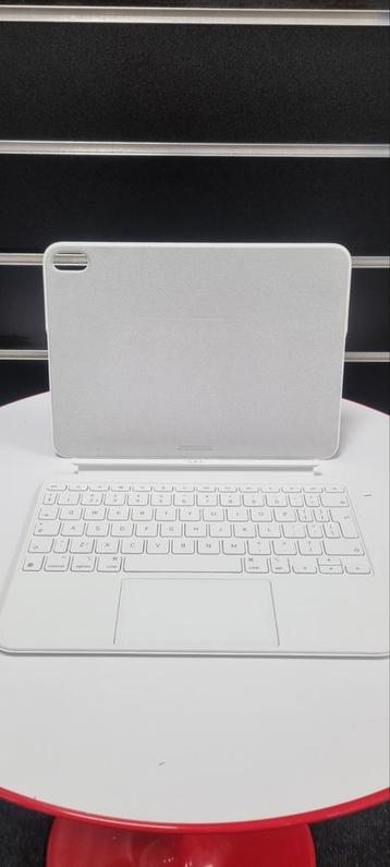 Apple Magic Keyboard Folio for iPad (10th generation) A2695 beschikbaar voor biedingen