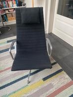 Vitra 124 Fauteuil, Huis en Inrichting, Fauteuils, Ophalen, Gebruikt, Minder dan 75 cm, Design