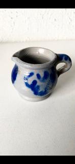 mooi KLEIN OUD ‘KEULS’ SCHENKKANNETJE, Ophalen of Verzenden