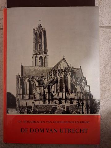 B De Dom van Utrecht - Monumenten van Geschiedenis en Kunst beschikbaar voor biedingen