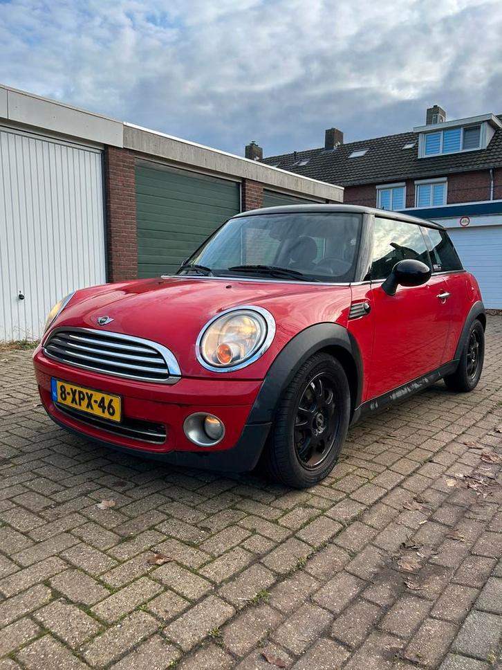 Mini (r56) 1.4 95pk 2008 Rood, Auto's, Mini, Particulier, One, Airconditioning, Centrale vergrendeling, Cruise Control, Elektrische buitenspiegels