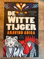 De Witte Tijger - Aravind Adiga, Ophalen of Verzenden, Zo goed als nieuw, Nederland
